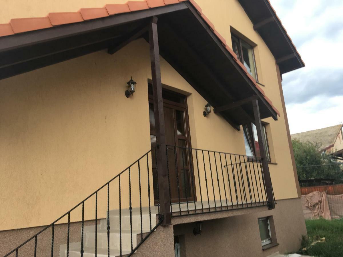 Casa In Zona Linistita, Campia Turzii别墅 外观 照片